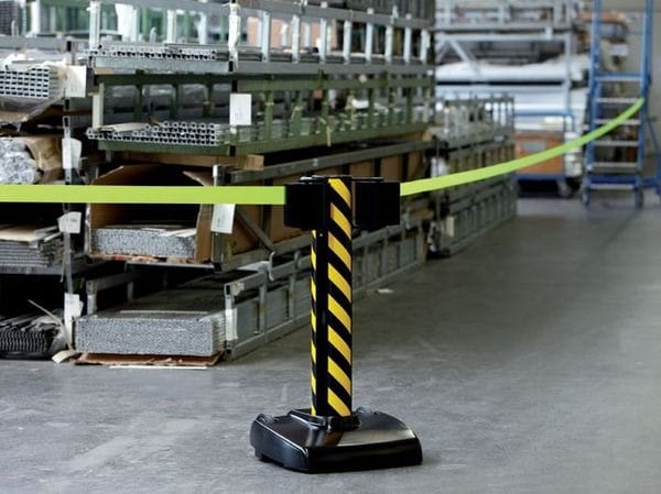 Barrier post Beltrac Storetrac