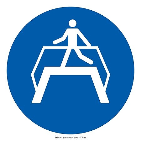 M023 Använd gångbro (ISO)